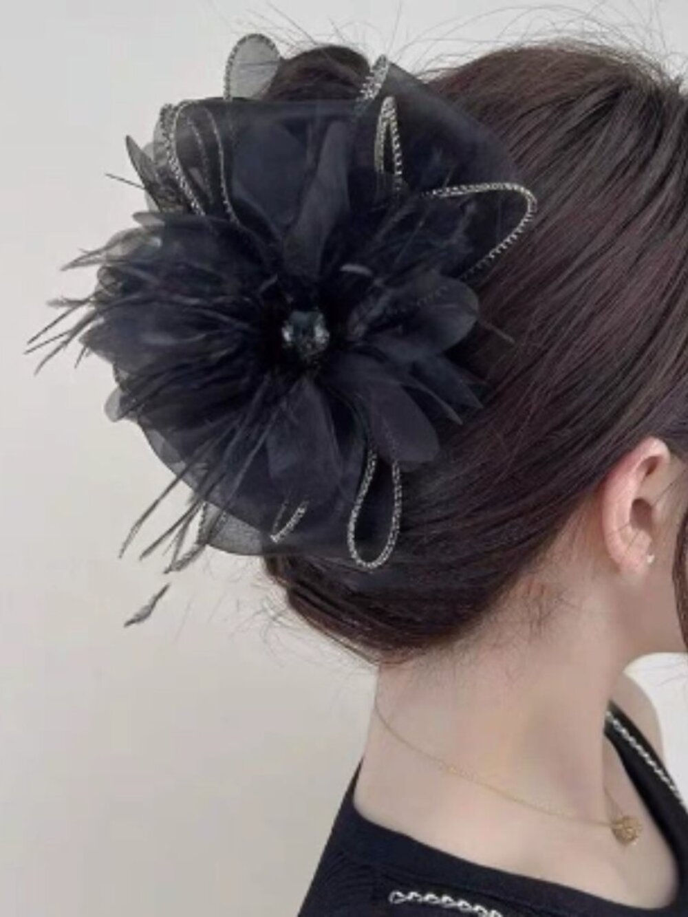 Women's hair clip